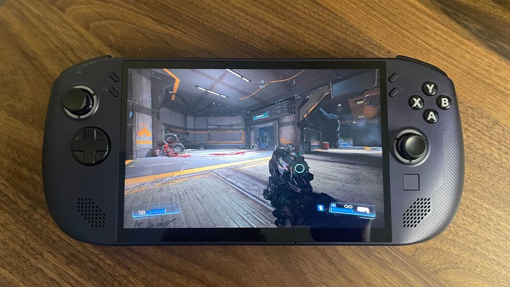 Consola portabila Lenovo Legion GO S Ryzen Z1 extreme