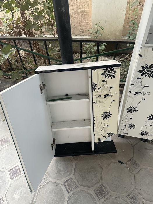 Комплект ванных мебели