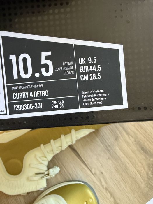 Оригинални нови маратонки Under Armour Curry 4 Retro! 44,5 н