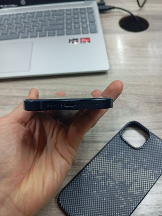 Продается Iphone 13 128 gb, идеальное состояние