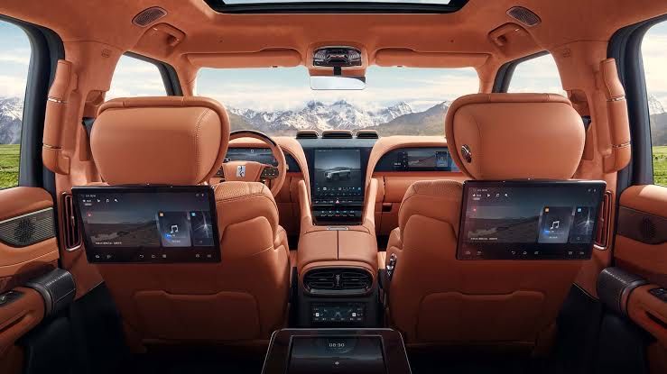 BYD Yangwang U8 (Full pozitsiya)