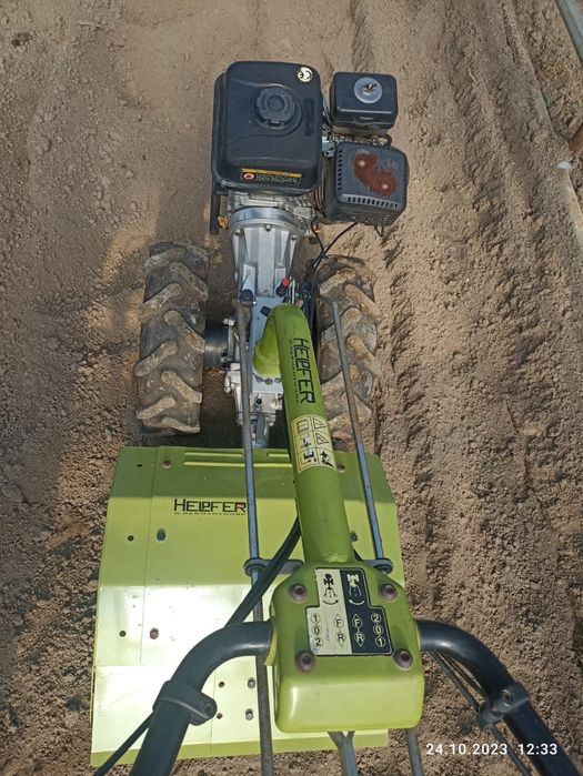 Мотоблок мощность  6 лошадиных сил