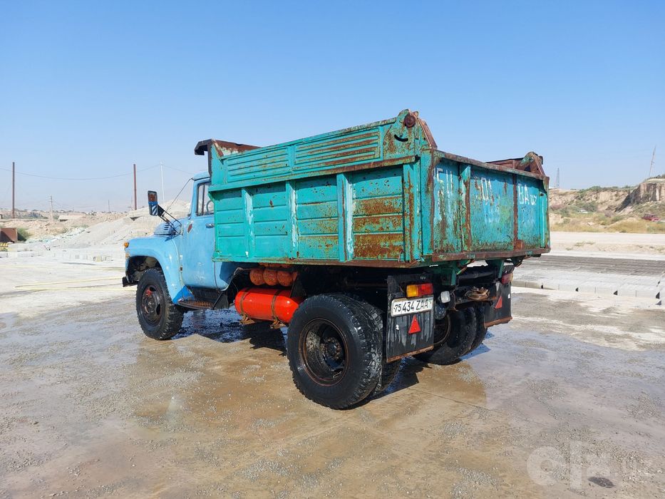 Zil 1984 metanlari bilan