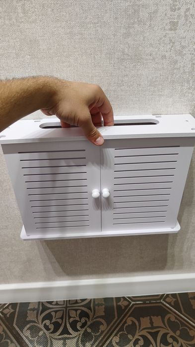 Корпус для настенного крепления роутера