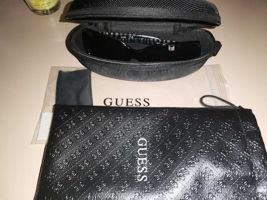 Очила Guess, нов модел правоъгълна форма чисто нови.