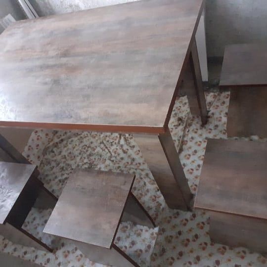 Кухонные столы и табуретки