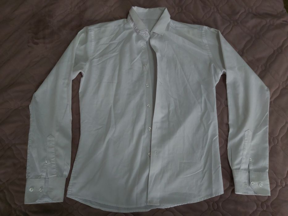 Рубашки в хорошем состоянии