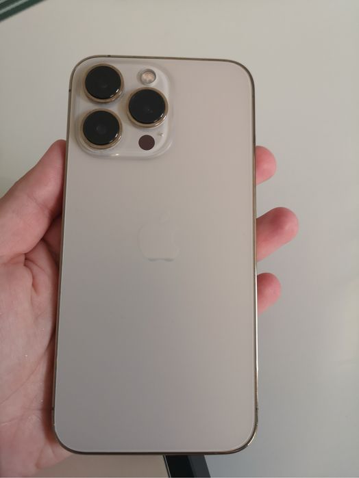 Iphone 13 pro gold