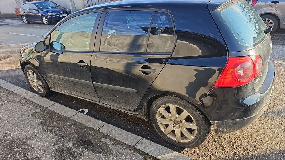 Piese Vw Golf 5 1.4 benzina motor cutie faruri uși