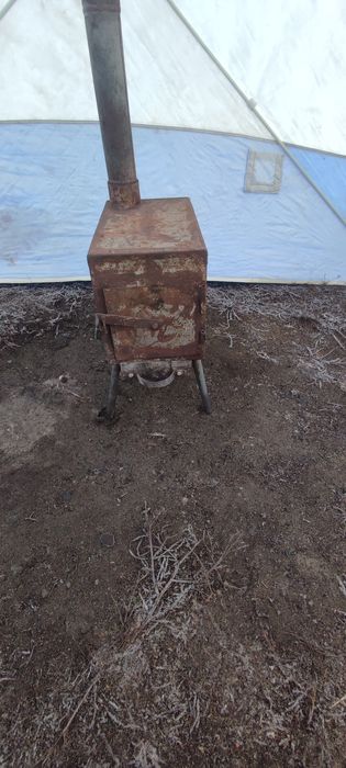 Палатка трехслойная+ печка.