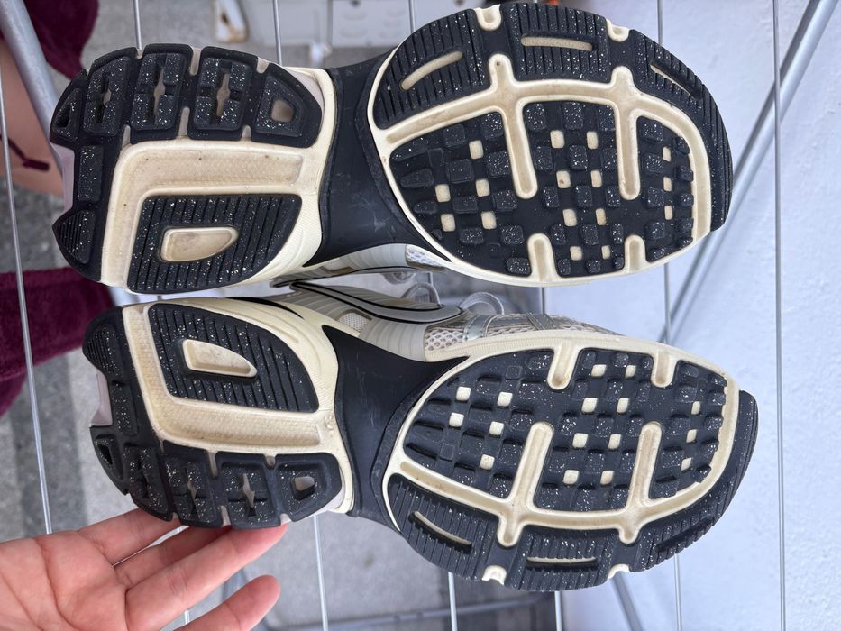 Маратонки Nike V2K 38рр