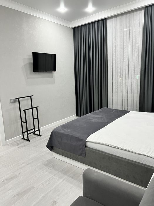 Посуточно 1 комн квартира в ЖК Аркада