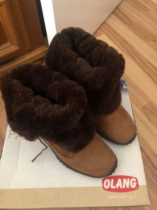 Ghete piele intoarsa OLANG