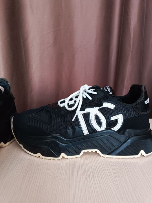 Кроссовки женские бу " Dolche $ Gabbana"Milano