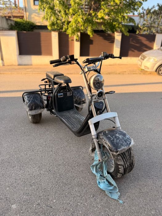 Vand motocicleta 0 km