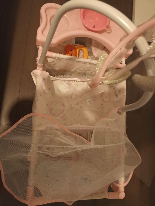 Bebeluș reborn pătuț hăinuțe accesorii