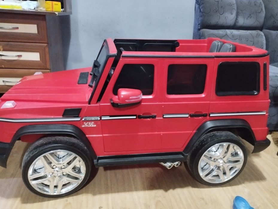 Детская электромобиль