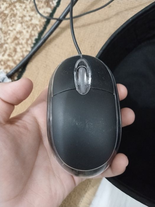 Классная роботоет но старый