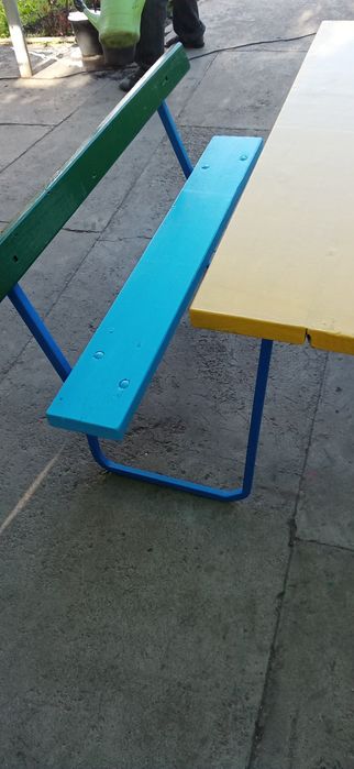 Продам стол для дома