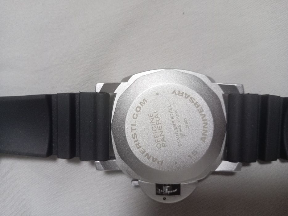 Часы Luminor Sumbersible