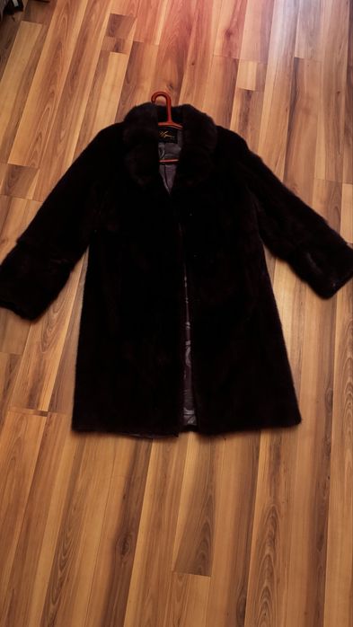 Норковая шуба срочно