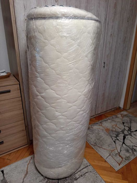 Матрак  с мемори пяна