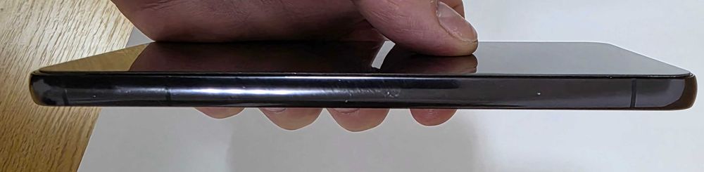 telefon Samsung S22+ 8GB_128GB black pentru piese, placă de bază DEFECTĂ