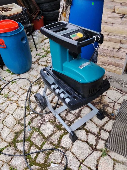 Дробилка Makita UD 2500