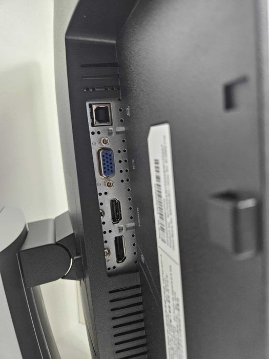 +Гаранция! HDMI IPS Монитор HP EliteDisplay E242 24" инча + кабел