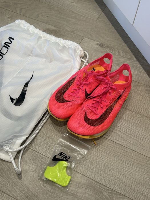 Беговые кроссовки Nike ZoomX Dragonfly