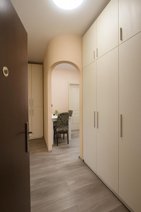 Дава се под наем Двустаен апартамент в Пловдив, Южен - 52 кв.м за 357 € - Снимка #5