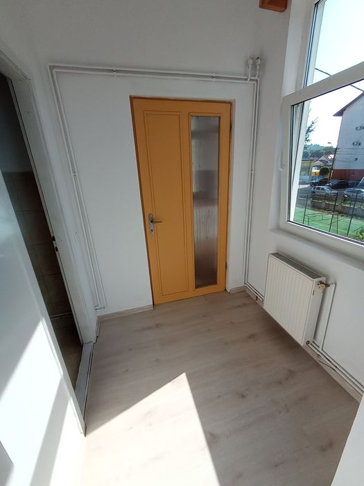 Spatiu comercial de închiriat 40 mp zona centrala a Mediașului