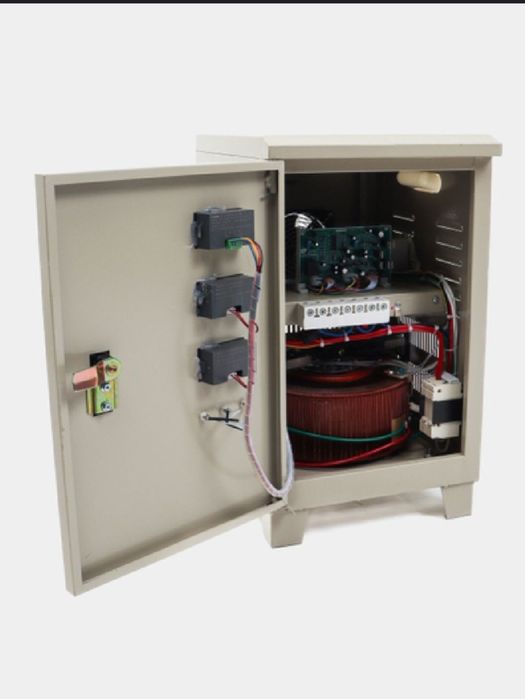 ANDELI  SVC-D 1500VA / 110-220 VA