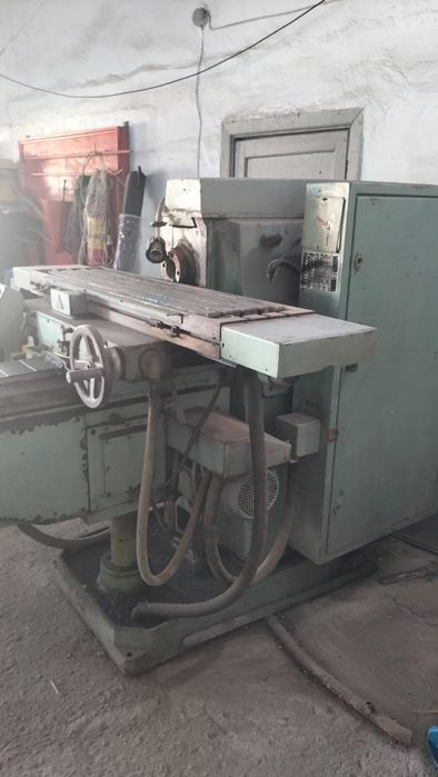 Продам фрезерный станок