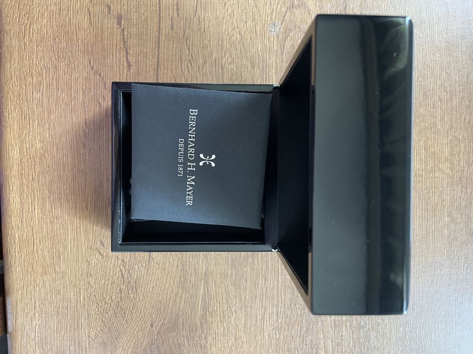 Новые наручные часы Bernhard H.Mayer