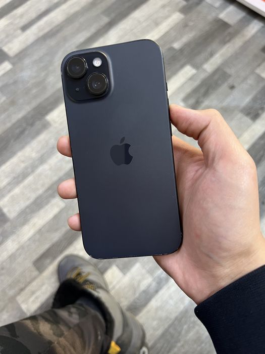 Продам IPhone 15 128Gb