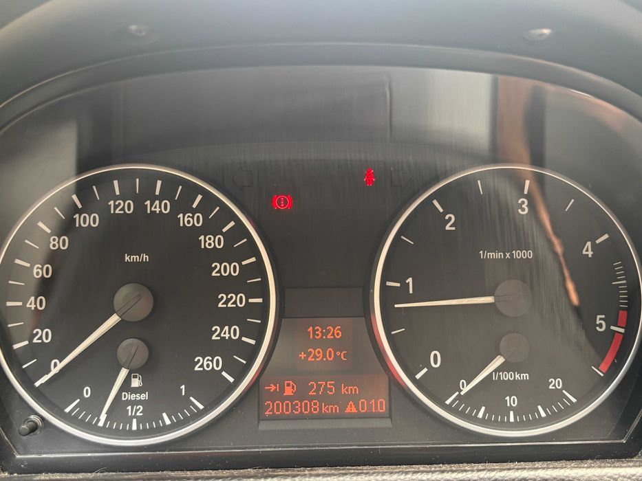 Продавам БМВ е90 320d 163 кс