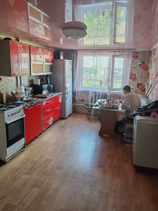 Срочно, продаётся дом, удобен для хозяйства,.