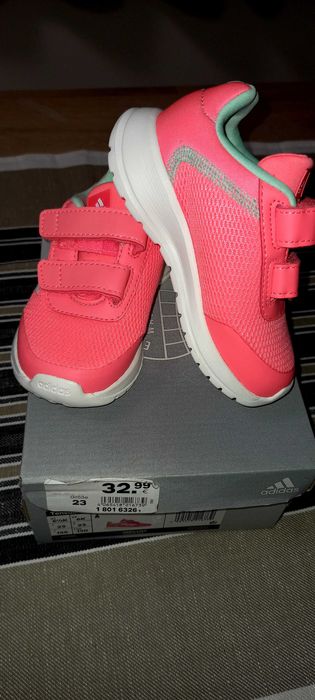 Маратонки Адидас 23  номер
