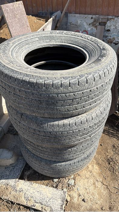 Покрышка 4шт 265/70 R15