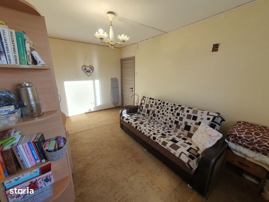 Apartament 2 camere, etaj 2, centrala proprie - Zona Steaua