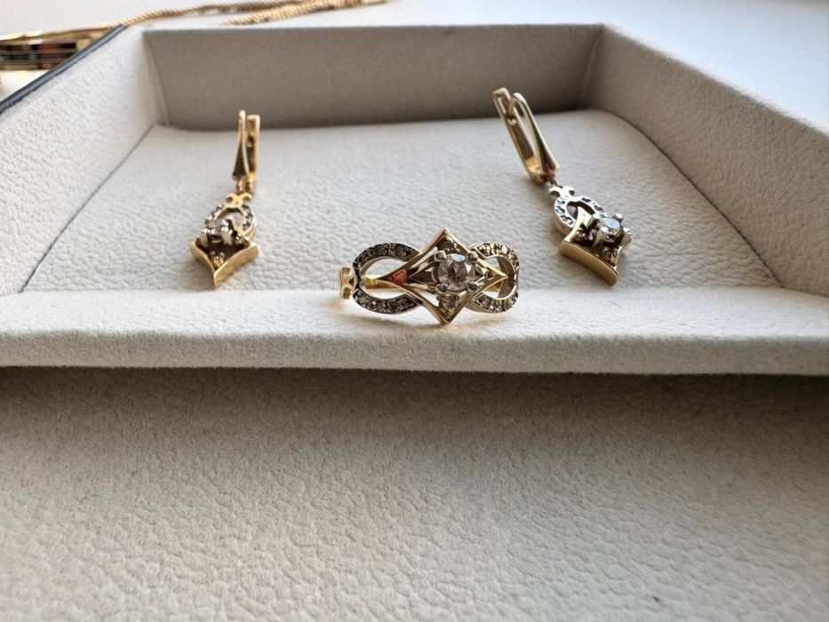 Продается золото 585