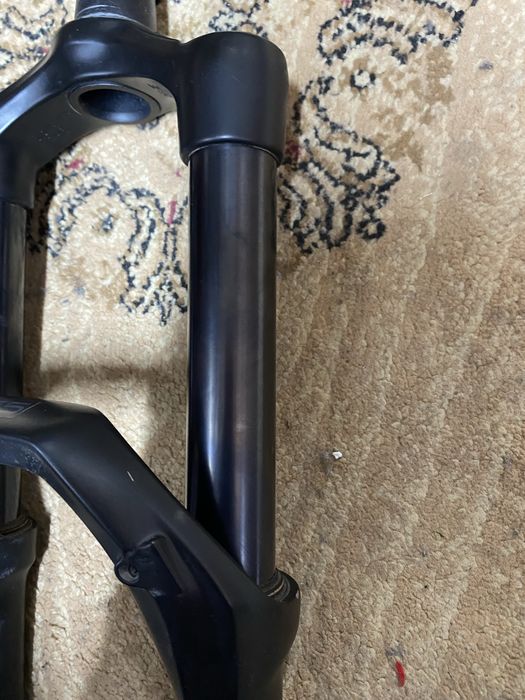 Вилка Rockshock 35.Спешно