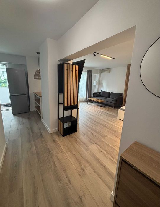 Garsoniera Decebal – renovata complet, prima închiriere, langa metrou, boiler