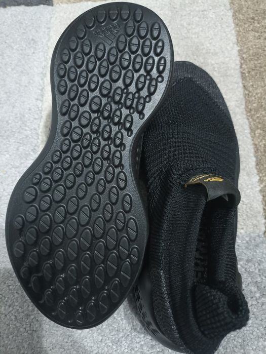 Adidasi slip on Adidas 35,5 cm