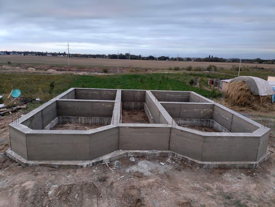 Фундамент, бетон