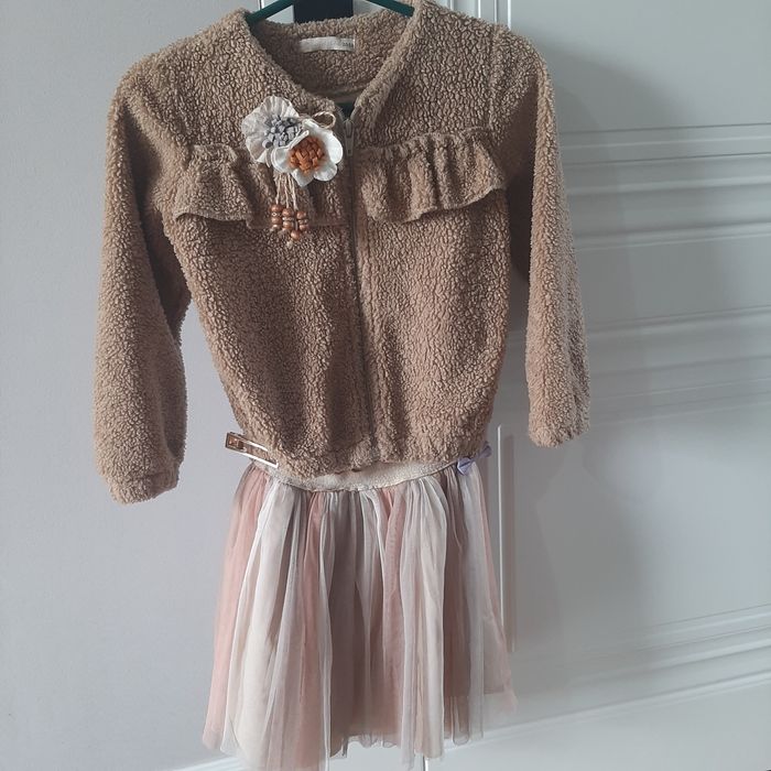 Продам детские вещи для девочек