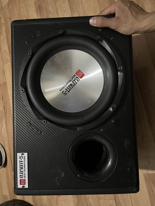 Продам сабвуфер 5-Element