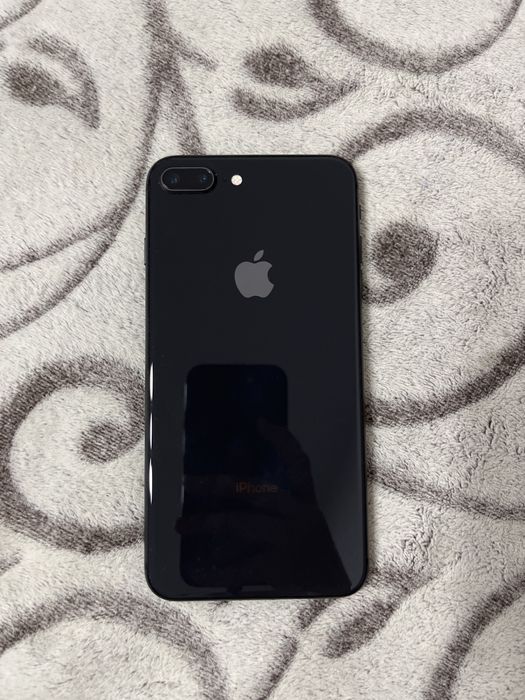 Айфон 8+ на запчасти