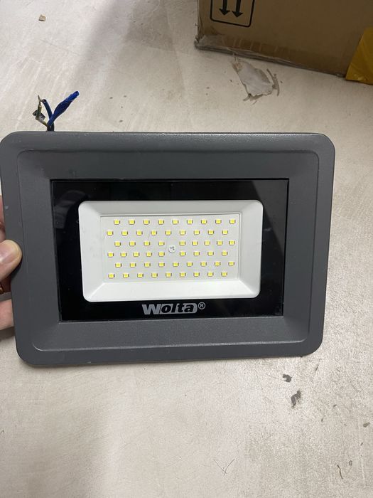 Продам светопрожектор диодный